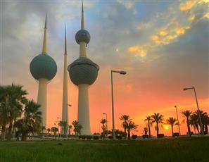 طقس حار مع رياح مثيرة للغبار نهارًا مائل للحرارة ليلاً.. والعظمى 40