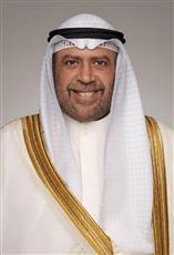 وزير الدفاع يغادر إلى السعودية في زيارة رسمية