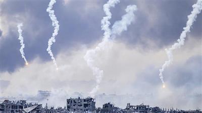 أكثر من ألف يهودي يغلقون جسر مانهاتن احتجاجا على إسرائيل ومطالبين بوقف إطلاق النار في غزة