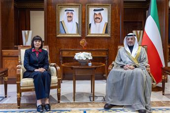 وزير الخارجية يتسلم أوراق اعتماد السفيرة الأمريكية الجديدة لدى الكويت
