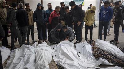 أمراض خطيرة وكارثة صحية على أبواب غزة