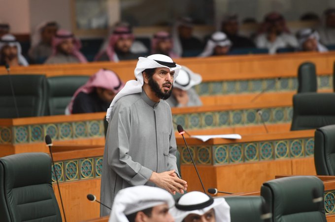 عادل الدمخي: غير مقبول كلام مرزوق الغانم عن اللجان البرلمانية وتدخل وزير الدفاع فيها وإن لم تكن تقصد فاعتذر وإن كنت تقصد فأقول إن الفساد في البلد عشر سنوات أنت تتحمله لأنك غطيت على أوجه فساد الوزراء