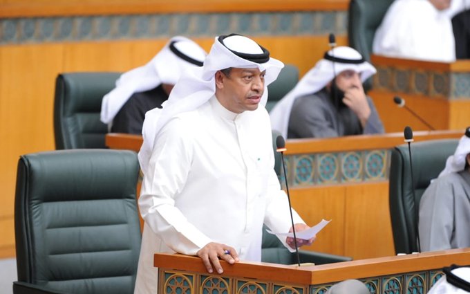 حمد المطر: نسمع داخل وزارتي التربية والتعليم العالي عن عدم ارتياح بسبب عدم تثبيت القياديين والمناصب الإشرافية