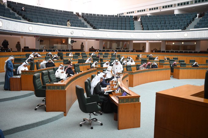 #مجلس_الأمة يوافق على قانون تأسيس #الشركة_الكويتية_للصناعات_المتقدمة القابضة.. في المداولة الأولى