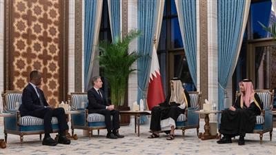 أمير قطر يؤكد لبلينكن ضرورة الوقف الفوري لإطلاق النار في غزة
