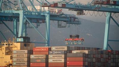 بسبب هجمات البحر الأحمر تجار التجزئة يسابقون الزمن لتجنب نتائج تأخر الشحنات