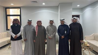 وزير الشؤون افتتح وحدة الرعاية الأسرية في المطلاع.. والتقى عددًا من الأهالي