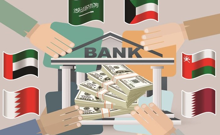 25 مليار دولار وزّعتها بنوك الخليج نقداً عن 2023