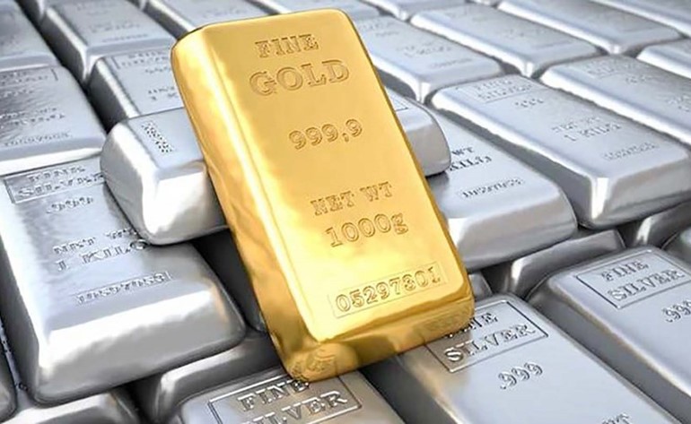 الذهب يواصل ارتفاعاته القياسية.. والفضة لأعلى مستوياتها في 11 عاماً