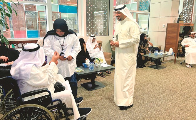 وزيرة الشؤون استقبلت 40 مراجعاً منهم 24 من ذوي الإعاقة