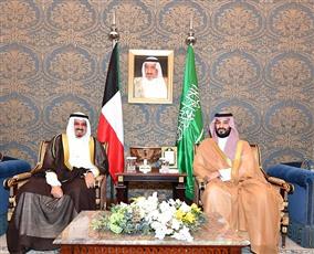 ممثل سمو الأمير سمو رئيس الوزراء يلتقي ولي العهد السعودي
