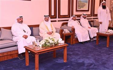 محافظ العاصمة كرم فريق ضبطية اللحوم الفاسدة في أسواق المباركية