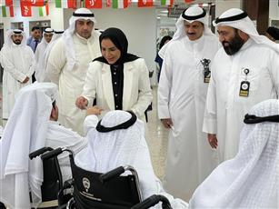 «وزيرة الشؤون» تزور مجمع دور الرعاية الاجتماعية لتهنئة النزلاء بعيد الأضحى المبارك