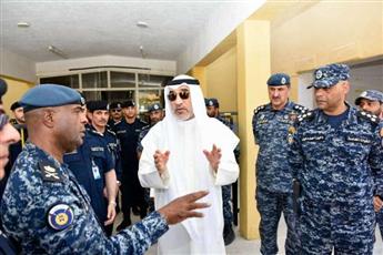 وزير الداخلية يقوم بجولة إلى مركز إيواء مخالفي قانون الإقامة والعمل