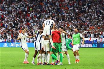 ريمونتادا لمنتخب إنجلترا تقصي سلوفاكيا وتعبر لربع النهائي