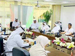 الأشغال: اجتماع السلامة المرورية ناقش التزام المواقع بالشروط والمواصفات الخاصة بالطرقات
