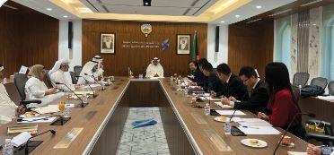 وزير الكهرباء يجتمع مع وفد من جمهورية الصين الشعبية لبحث التعاون في مجال الطاقة