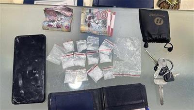 الداخلية: ضبط عدد من الأشخاص بحوزتهم مواد مخدرة وخمور وباعة جائلين مخالفين ومركبات مطلوبة