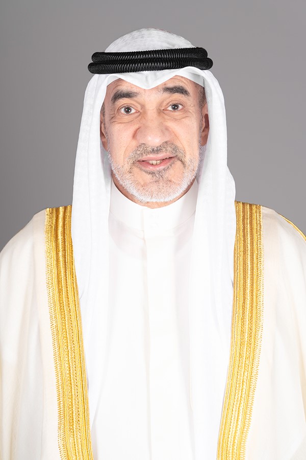 النائب الأول يتوجه إلى قطر في زيارة رسمية