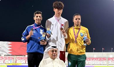 البطل عبدالله العازمي يحقق فضية الوثب الطويل بالألعاب المدرسية الدولية في البحرين