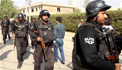 من بينهم 5 أطفال كانوا بالقرب من المركبة 7 قتلى بانفجار قنبلة في باكستان