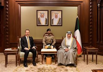 رئيس مجلس الوزراء بالإنابة يستقبل رئيس هيئة الصناعات الدفاعية التركية