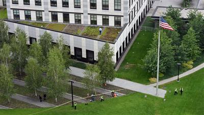 السفارة الأمريكية في كييف تغلق أبوابها تحسبا لـ «هجوم روسي كبير»