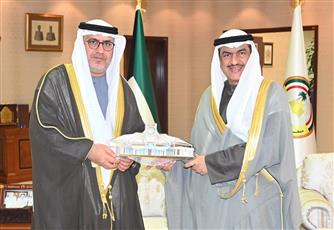 السفير النيادي: نقدر الرعاية التي تحظى بها البعثة الدبلوماسية لدولة وشعب الإمارات