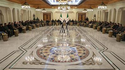 سوريا: اتفاق بين قادة الفصائل والشرع على حل كل الفصائل ودمجها في وزارة الدفاع