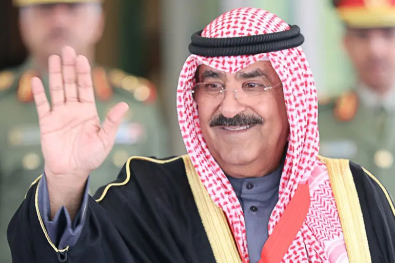 سمو الأمير يتبادل برقيات التهاني مع قادة الدول الشقيقة والصديقة بمناسبة العام الميلادي الجديد