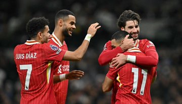 #ليفربول يكتسح #توتنهام ويعزز صدارته للبريمييرليغ