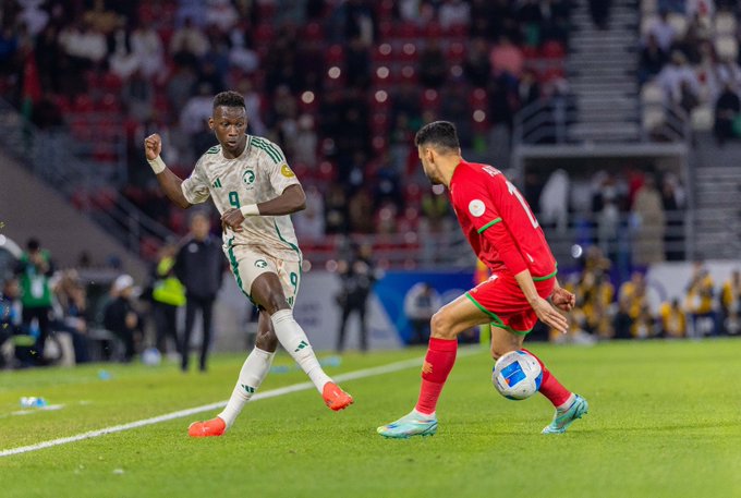 نهاية الشوط الأول من مباراة #السعودية_عمان في نصف نهائي #خليجي_26 بالتعادل السلبي 0-0