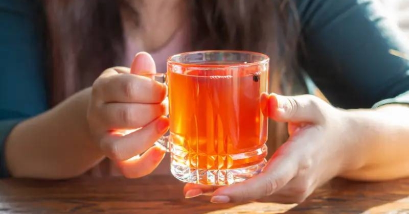 مفاجأة عن شاي الكومبوتشا.. يقضي على الدهون دون أي جهد