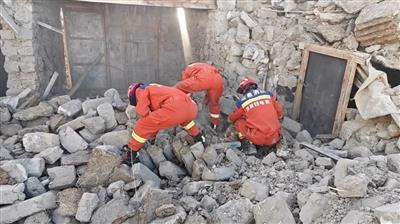 ارتفاع عدد ضحايا زلزال التبت إلى 126 قتيلا و188 مصابا في الصين