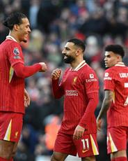ليفربول يكتسح إبسويتش تاون برباعية ويعزز صدارته للدوري الإنجليزي