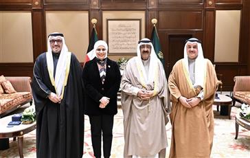 سمو الأمير يستقبل وزيرة المالية
