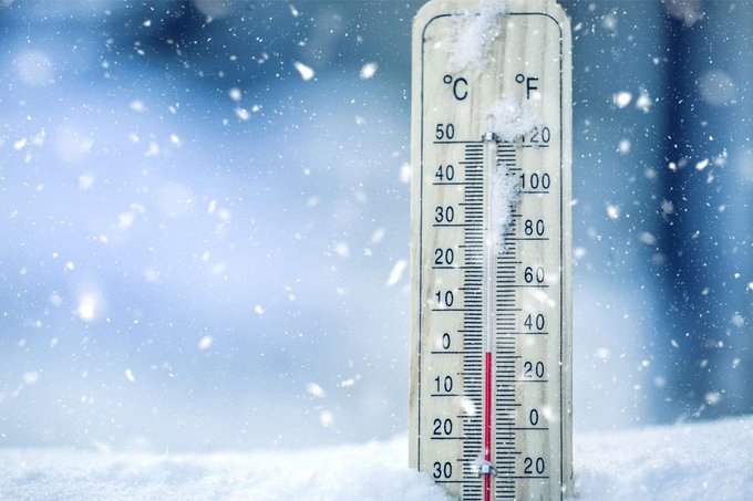 #الأرصاد: انخفاض ملحوظ في درجات الحرارة الصغرى إلى ما دون 3 درجات مئوية مما يتسبب بتكون #الصقيع في المناطق الزراعية والصحراوية