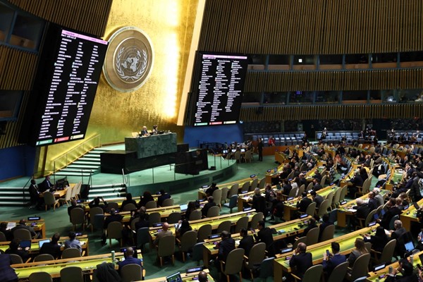 الجمعية العامة للأمم المتحدة تؤكد دعمها لوحدة أراضي أوكرانيا