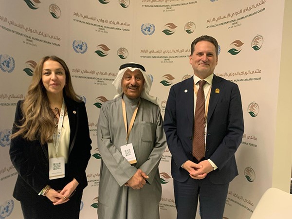 “الهلال الأحمر”: حريصون على المشاركة في الجهود الإنسانية لدعم اللاجئين والنازحين في العالم