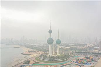 طقس مائل للبرودة وغائم جزئيا نهاراً بارد ليلاً.. والعظمى 17