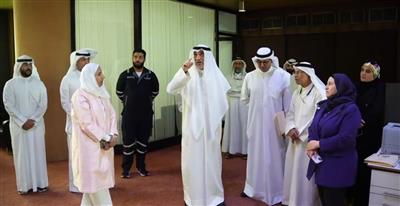 رئيس مجلس الوزراء بالإنابة الشيخ فهد اليوسف تفقد مركز التحكم الوطني واطلع على مؤشرات الأحمال الكهربائية وآلية إدارة منظومة الطاقة في الدولة