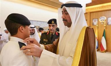 وزير الدفاع يرعى مراسم تولية عدد من الضباط الجدد