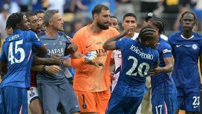 بعد ضرب لاعب تشيلسي.. مدرب باريس مهدد بالإيقاف في كل المسابقات