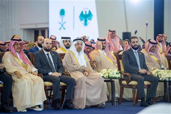 بحضور الشرع.. وزير الاستثمار السعودي يعلن عن استثمارات ضخمة في سوريا