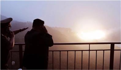 بإشراف كيم.. كوريا الشمالية تختبر محركاً صاروخياً جديداً