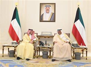 سمو ولي العهد يستقبل النائب الأول لرئيس مجلس الوزراء وزير الداخلية ووزير الداخلية السعودي