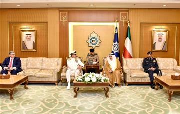 اليوسف يلتقي قائد القيادة المركزية الأمريكية