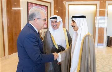 وزير شؤون الديوان الأميري ورئيس ديوان سمو ولي العهد يستقبلان سفيري المغرب واليمن