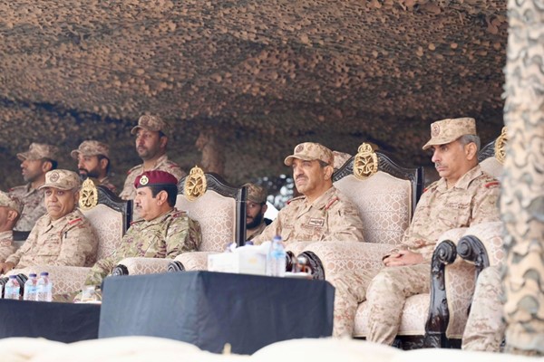 رئيس الأركان: الاستثمار في التدريب ورفع كفاءة العنصر البشري من أولويات العمل العسكري