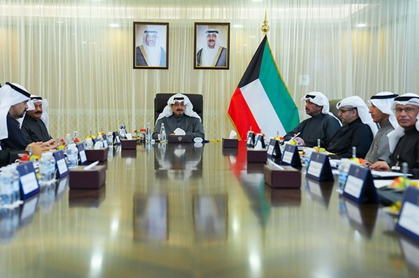 رئيس الوزراء: حريصون على ترسيخ نهج مؤسسي يعزّز تنافسية الاقتصاد الوطني ويخدم تطلعات المواطنين 